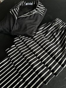 zeus-siyah-cizgili-kadife-1